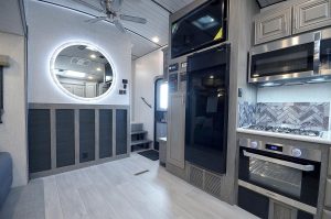 Arctic Fox 275LE NXT