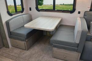 Booth With Dream Dinette – No Charge