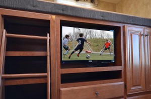 28″ 12v LED TV Bunkhouse