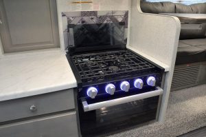 Arctic Fox Camper 1140