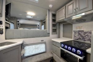 Arctic Fox Camper 1140