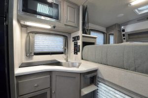Arctic Fox Camper 1140