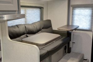 Arctic Fox Camper 1140