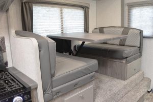 Arctic Fox Camper 1140