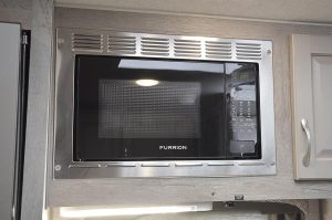 Arctic Fox Camper 1140