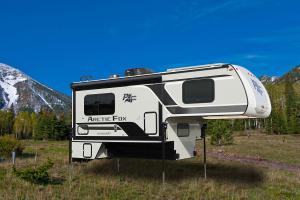 Arctic Fox Camper 1150