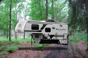 Arctic Fox Camper 1150