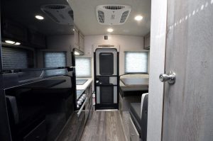 Arctic Fox Camper 865