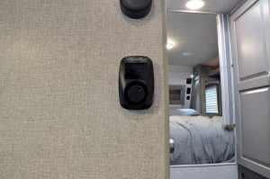 Arctic Fox Camper 865