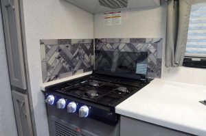 Arctic Fox Camper 990