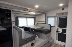 Arctic Fox Camper 990