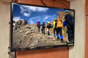 28 inch 12v LED TV